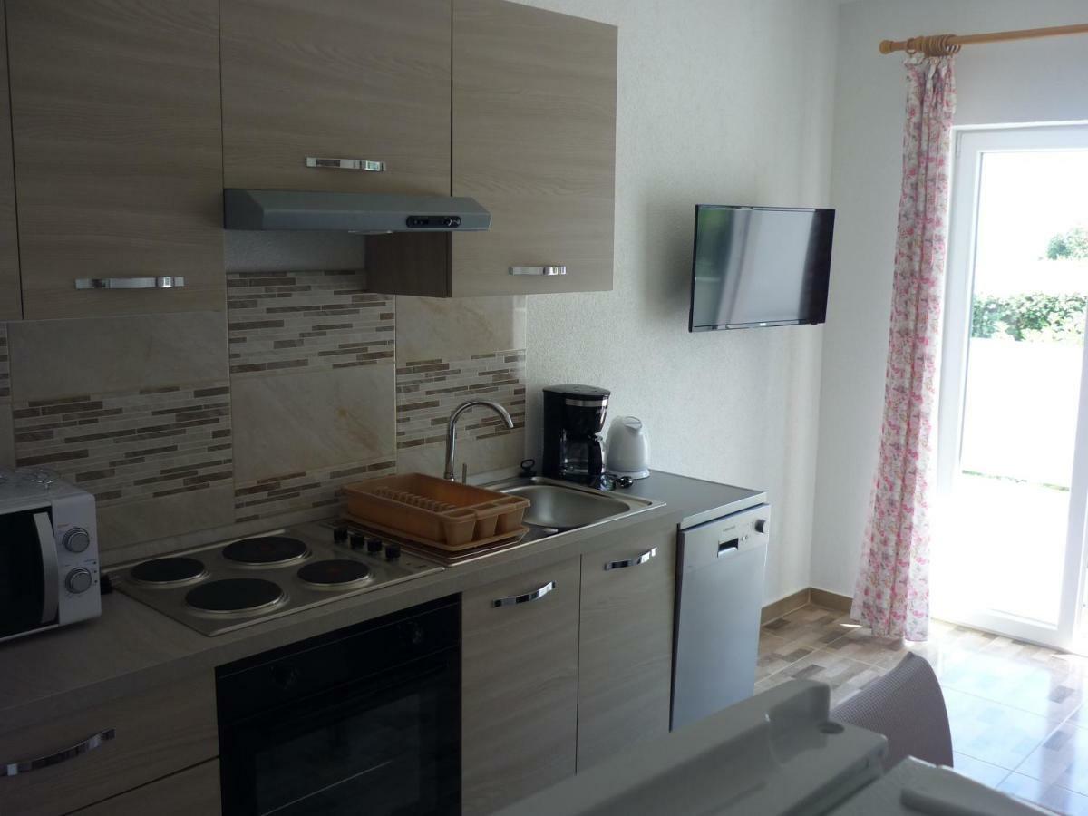 Apartman Miljenko - Matovica Kampor Exterior photo